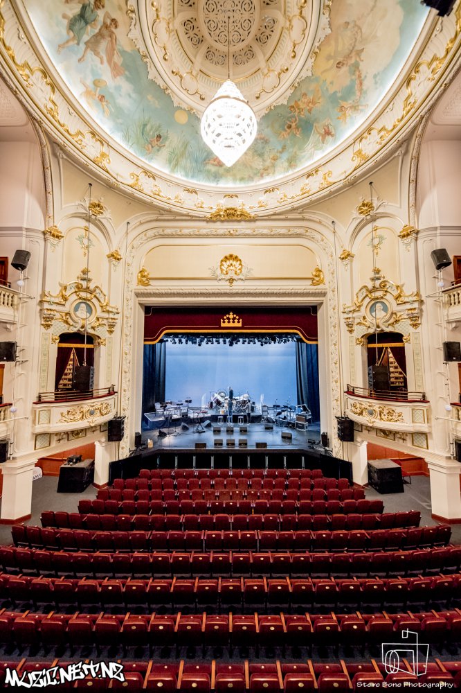 Eddie Rayner's Enzo *soundcheck* @ Issac Theatre Royal, Christchurch 05/05/2018
