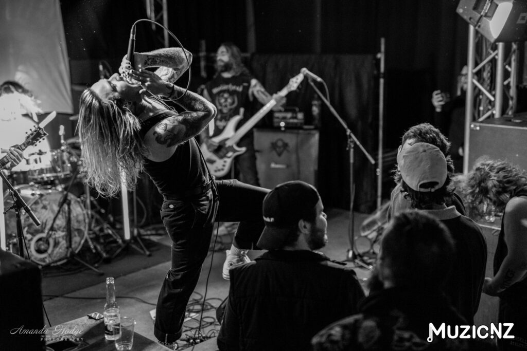 Eden Ivory @ Frank Bar, Whanganui 15/09/2023