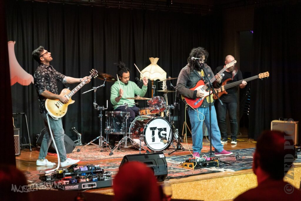 Electric Moccasins @ Uxbridge Arts & Culture, Auckland 13/08/2021
