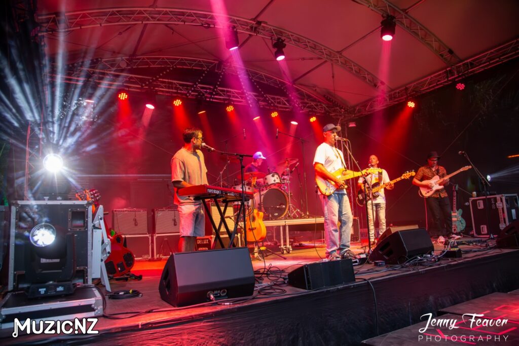 Evan Rhys & The Stereo Streets @ Festival Of Lights Pukekura Park, New Plymouth 18/01/2025