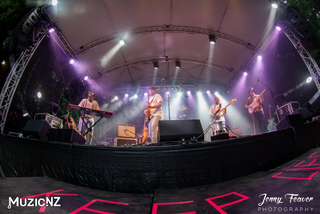 Evan Rhys & The Stereo Streets @ Festival Of Lights Pukekura Park, New Plymouth 18/01/2025