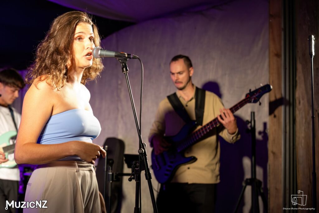 Eve Kelly @ Ahipao, Waiheke 31/03/2024