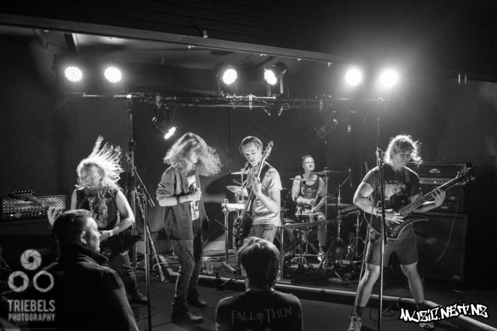 Fall Of Them (rock 4 Love) @ The Club Tavern 13/04/2019