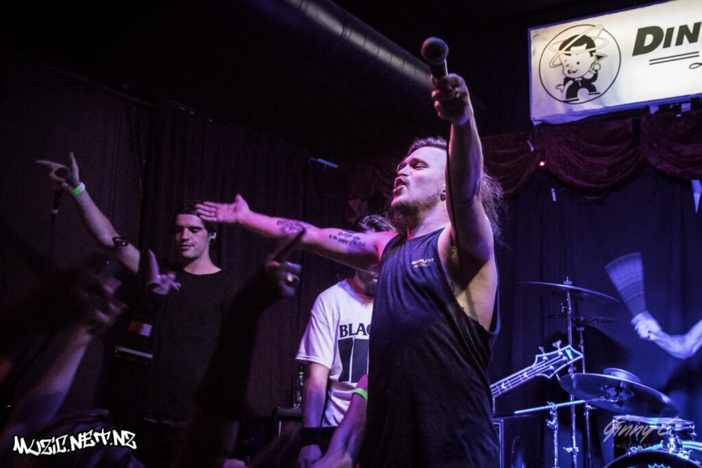 Fallstate @ Ding Dong Lounge, Auckland 01/02/2019