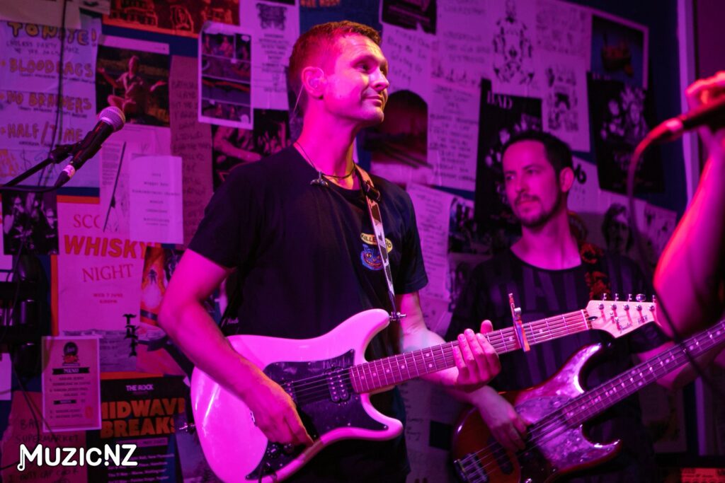False Heights @ Last Place Bar, Hamilton 13/01/2024