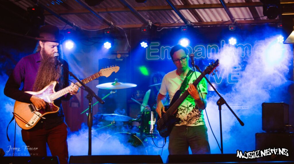 Fools Know More @ The Embankment Tavern, Christchurch 5/12/2020