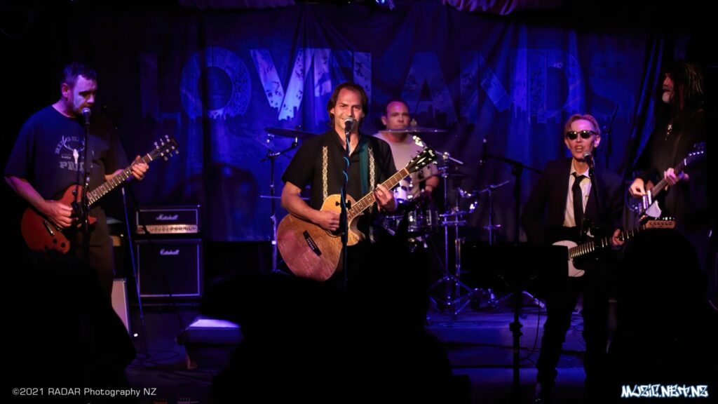 Gentlemen Bastards @ Lovelands, Porirua 31/10/2021
