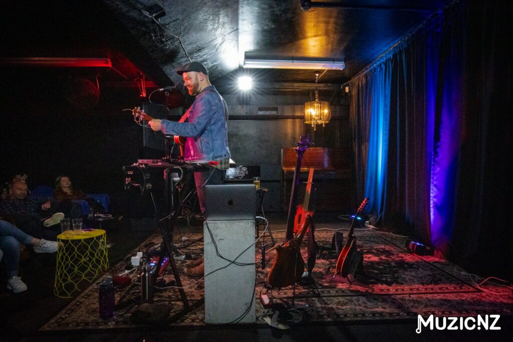 Graeme James @ Nivara Lounge, Hamilton 15/09/2023