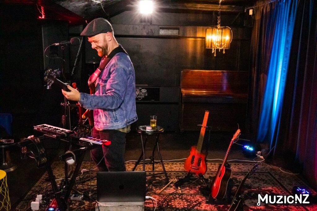 Graeme James @ Nivara Lounge, Hamilton 15/09/2023