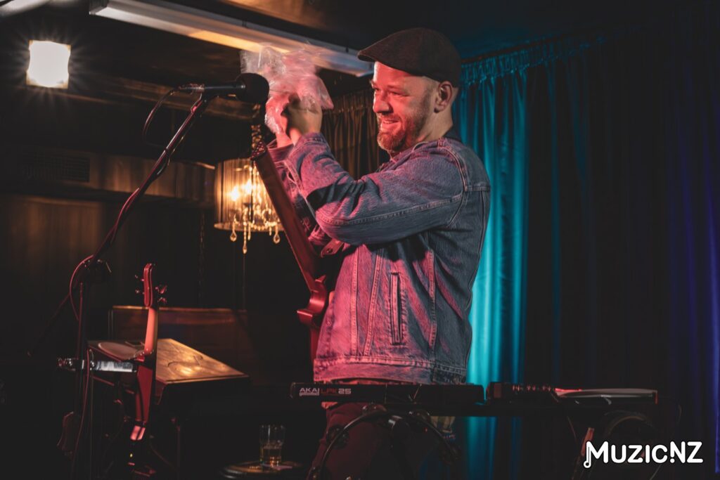 Graeme James @ Nivara Lounge, Hamilton 15/09/2023