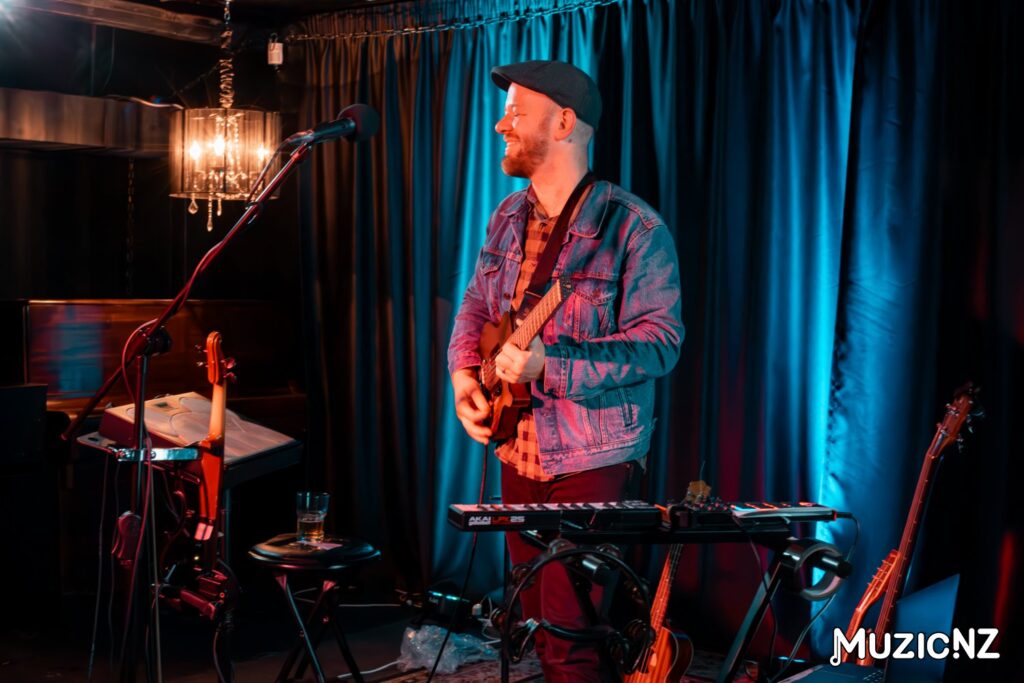 Graeme James @ Nivara Lounge, Hamilton 15/09/2023