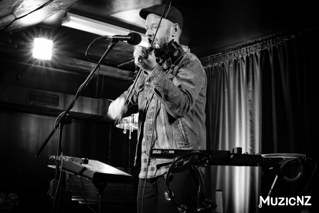 Graeme James @ Nivara Lounge, Hamilton 15/09/2023