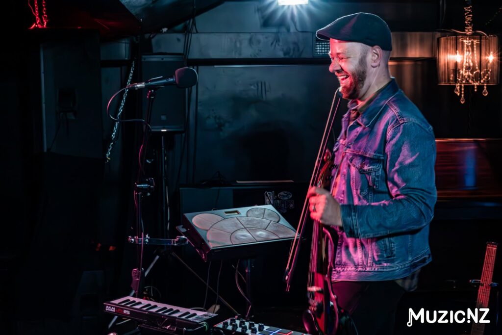 Graeme James @ Nivara Lounge, Hamilton 15/09/2023