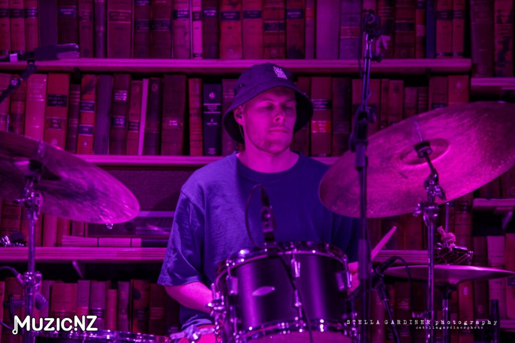 Grayson Gilmour @ Meow, Wellington 08/12/2023