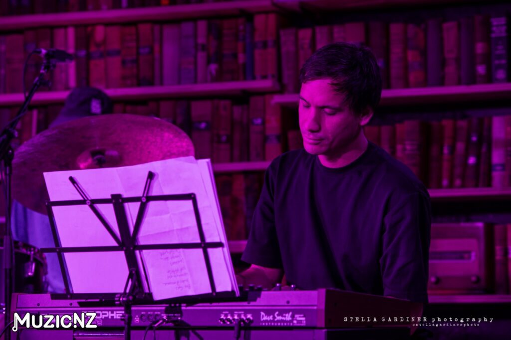 Grayson Gilmour @ Meow, Wellington 08/12/2023