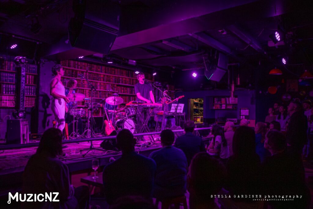 Grayson Gilmour @ Meow, Wellington 08/12/2023