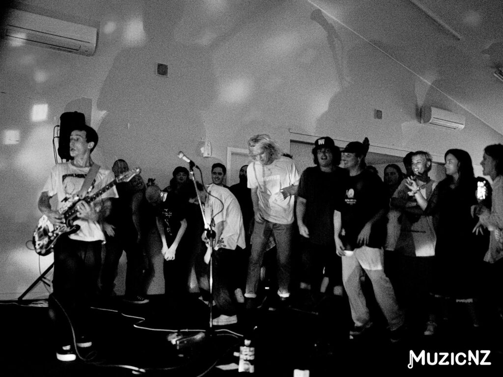 Grown Downz @ Elizabeth St Community Arts Centre, Tauranga, 27/01/2023