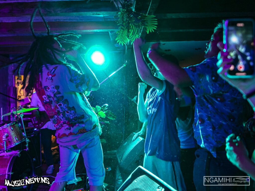 H4lf Cast @ The Yot Club, Raglan 03/01/2020