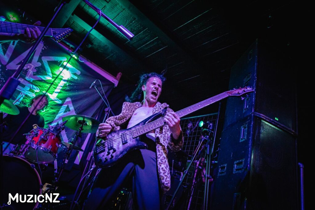 Haast Hunter @ Underworld Tavern, Wellington 30/11/2024