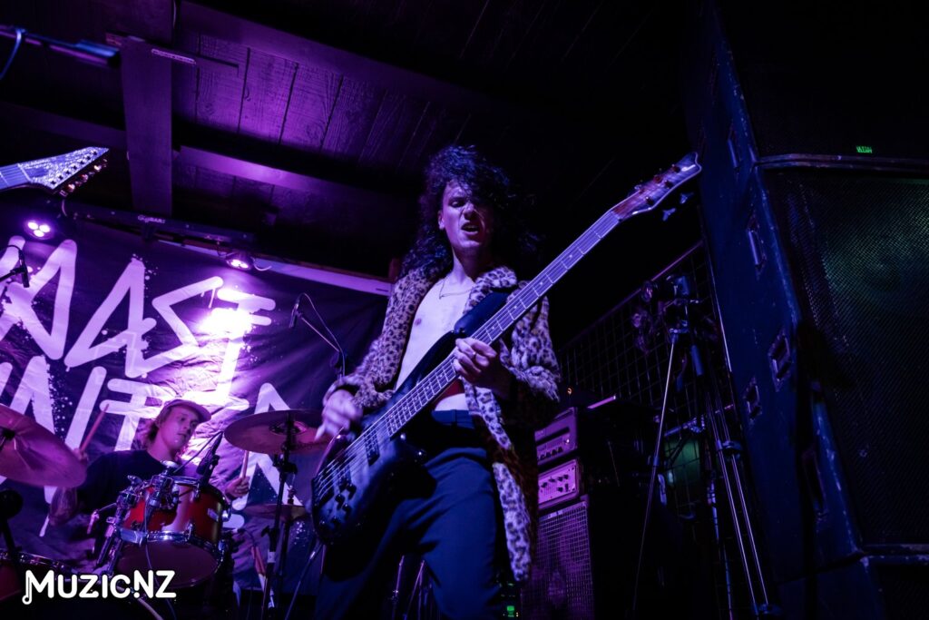 Haast Hunter @ Underworld Tavern, Wellington 30/11/2024