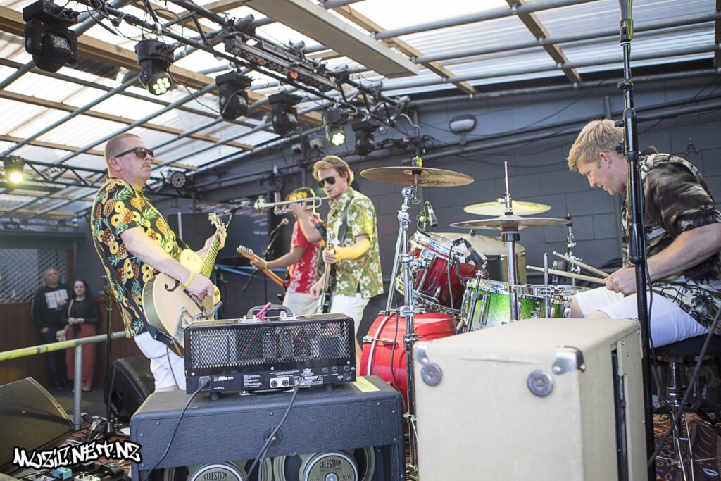 Hawaiian Maiden @ The Embankment Tavern, Christchurch 15/11/2019