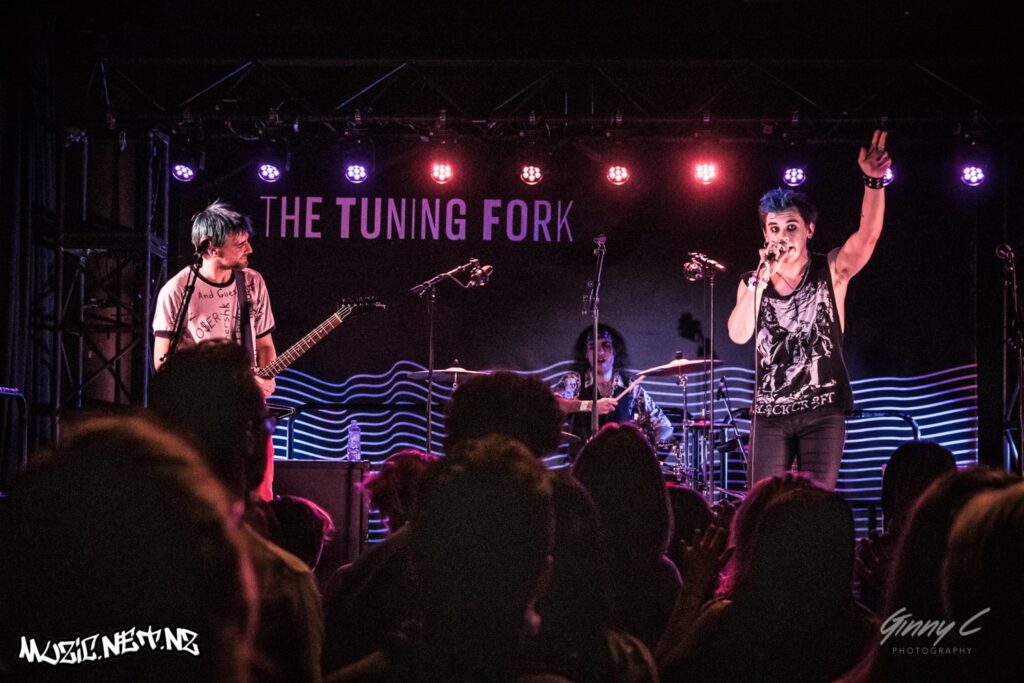 Holloway @ The Tuning Fork, Auckland 09/07/2022