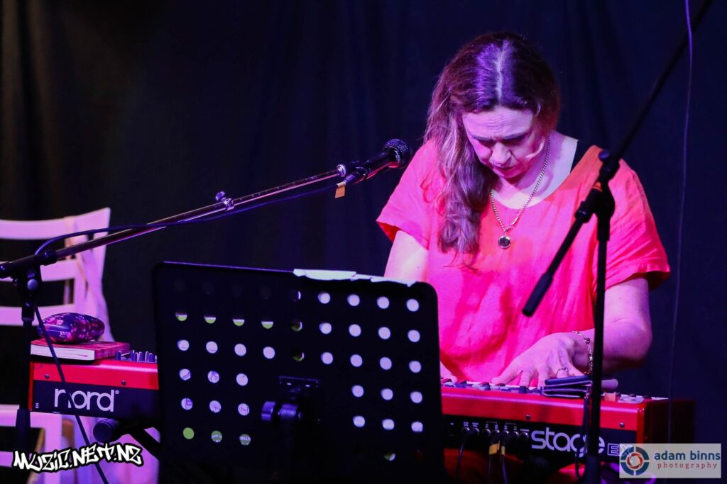 Jan Hellriegel @ Bark! At Dog With Two Tails, Dunedin 27/10/19