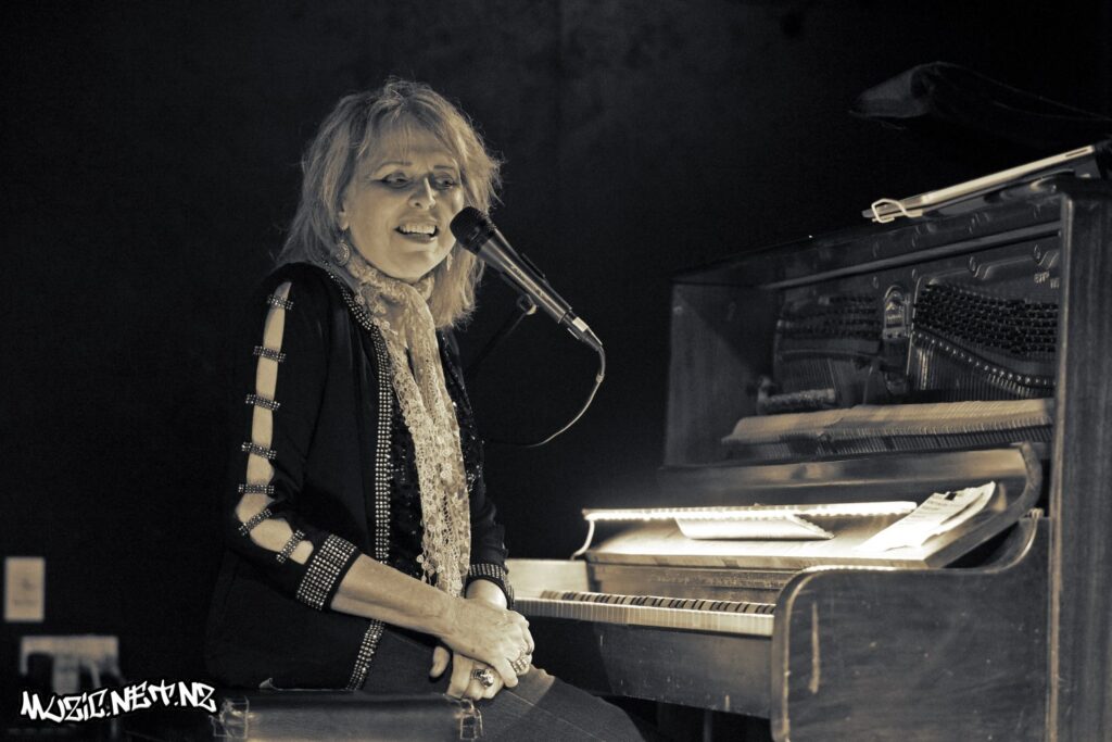 Jan Preston @ Nivara Lounge, Hamilton 15/08/2019