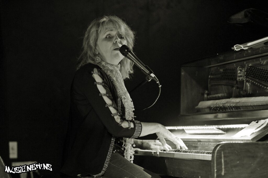 Jan Preston @ Nivara Lounge, Hamilton 15/08/2019