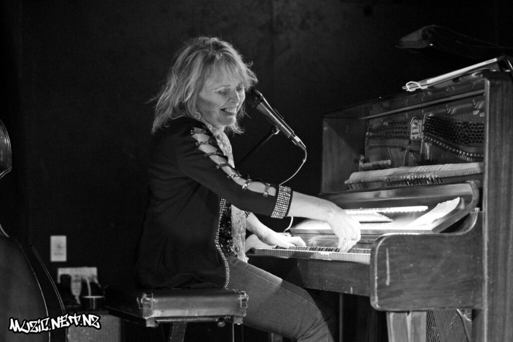 Jan Preston @ Nivara Lounge, Hamilton 15/08/2019