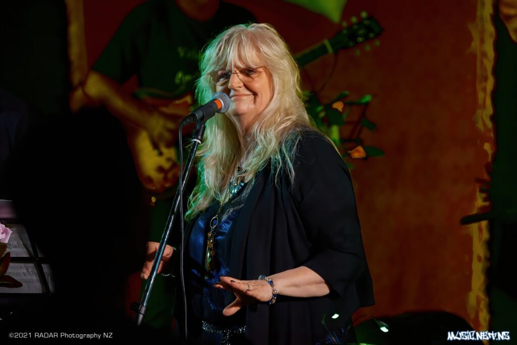 Julie Lamb @ Newtown Community Hall, Wellington 10/04/2021