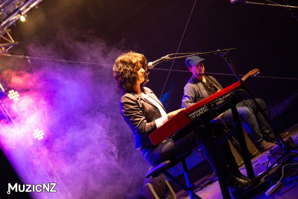 Juliet Mclean W/ Ben King @ Festival Of Lights, Pukekura Park, New Plymouth 27/12/2023