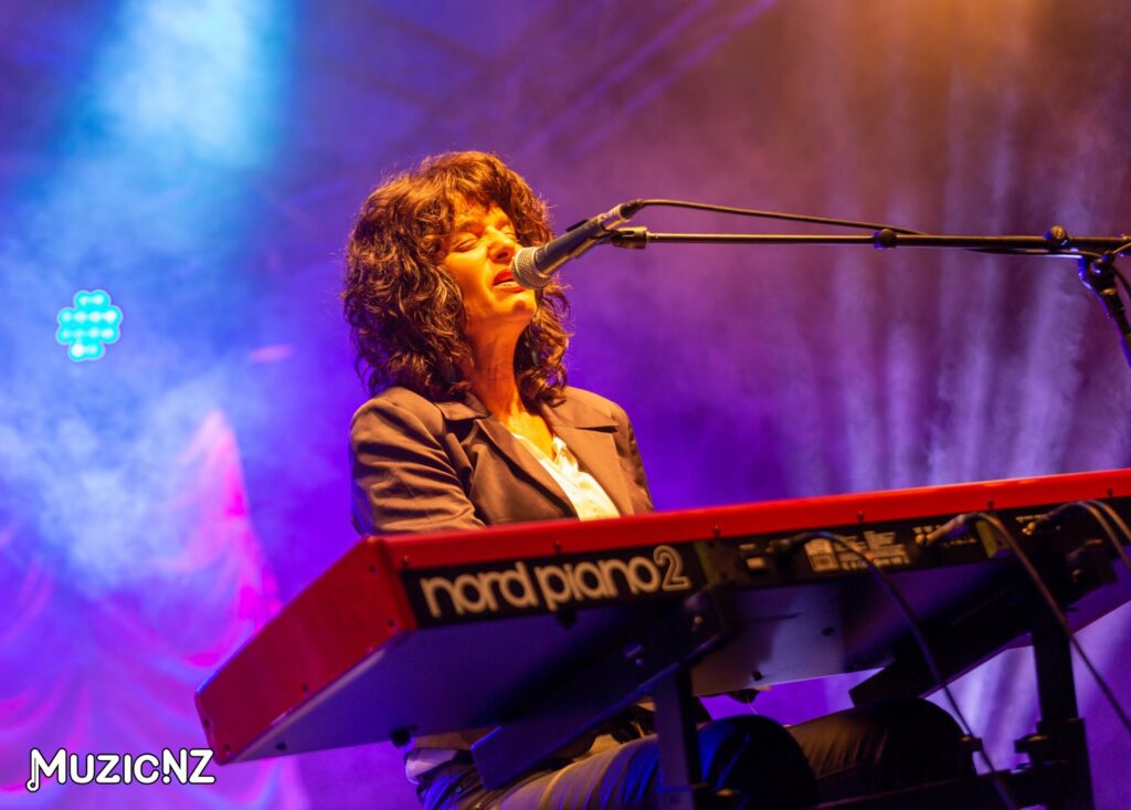 Juliet Mclean W/ Ben King @ Festival Of Lights, Pukekura Park, New Plymouth 27/12/2023