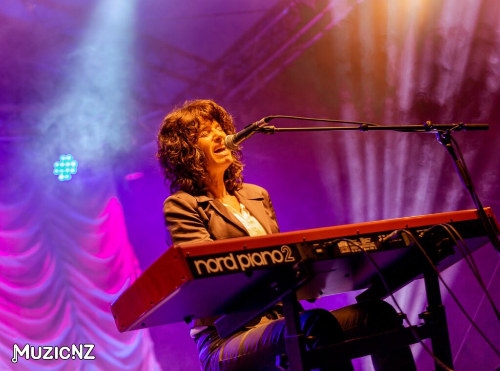 Juliet Mclean W/ Ben King @ Festival Of Lights, Pukekura Park, New Plymouth 27/12/2023