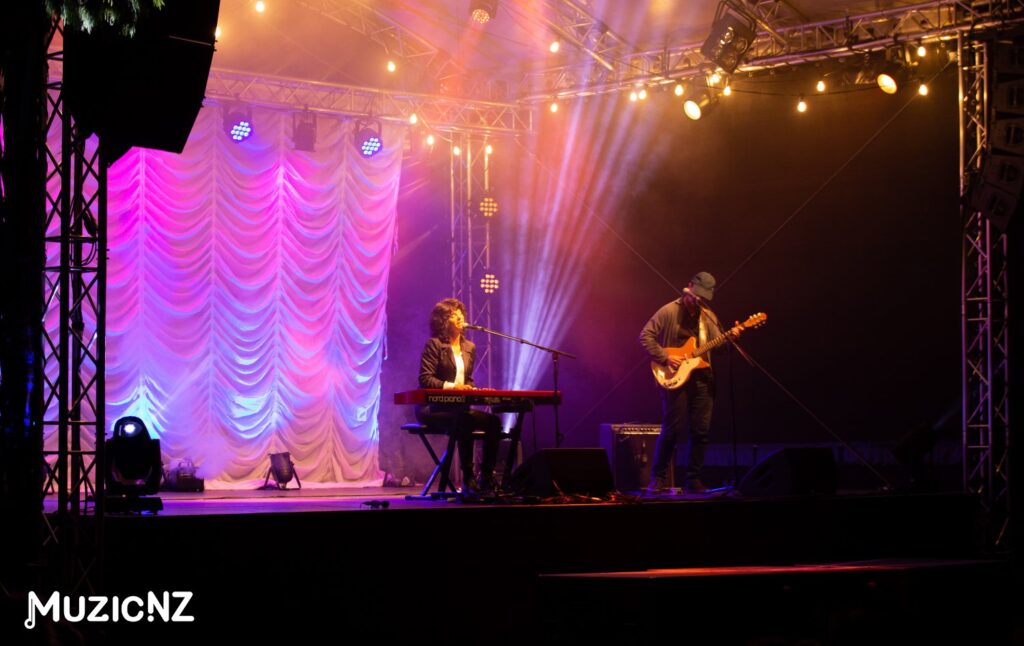 Juliet Mclean W/ Ben King @ Festival Of Lights, Pukekura Park, New Plymouth 27/12/2023
