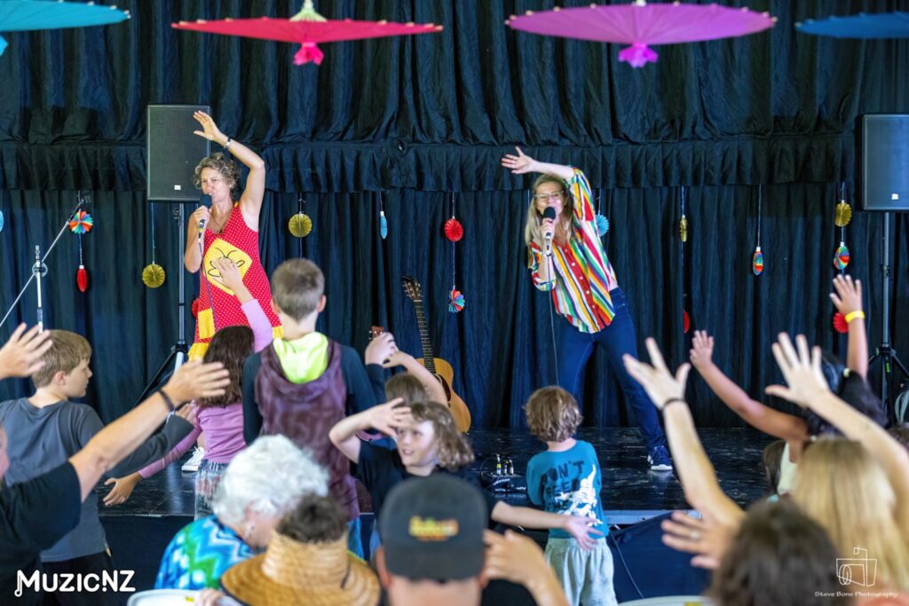 Kath Bee @ Auckland Folk Festival, Kumeu 29/01/2023
