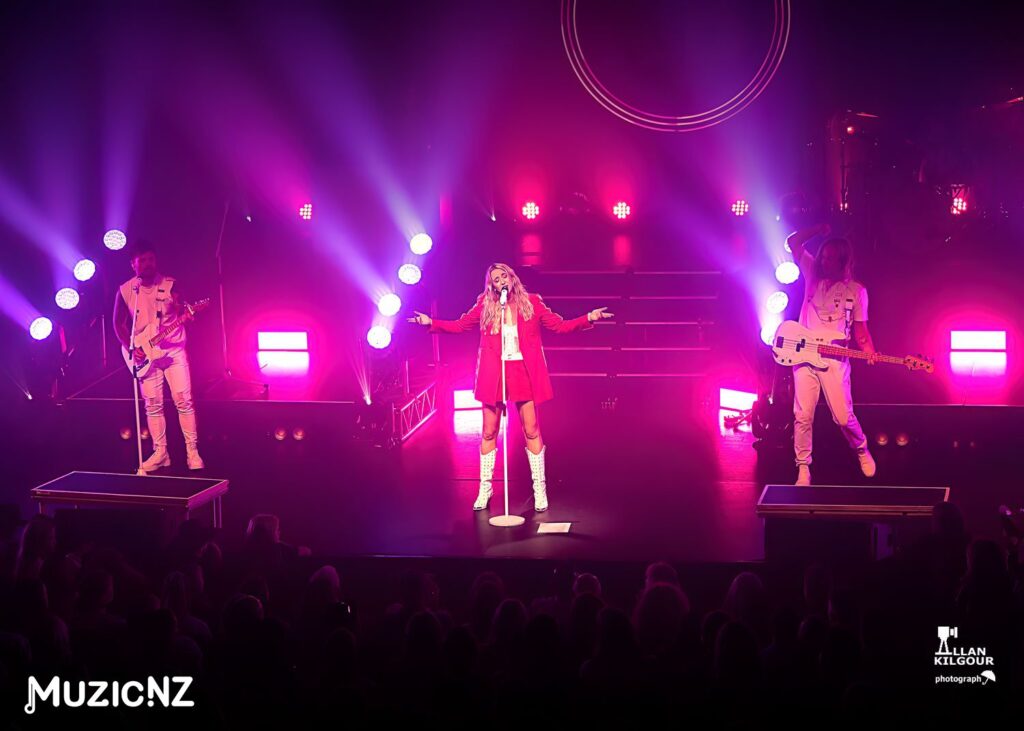 Kaylee Bell @ Baycourt Theatre, Tauranga 14/03/2024