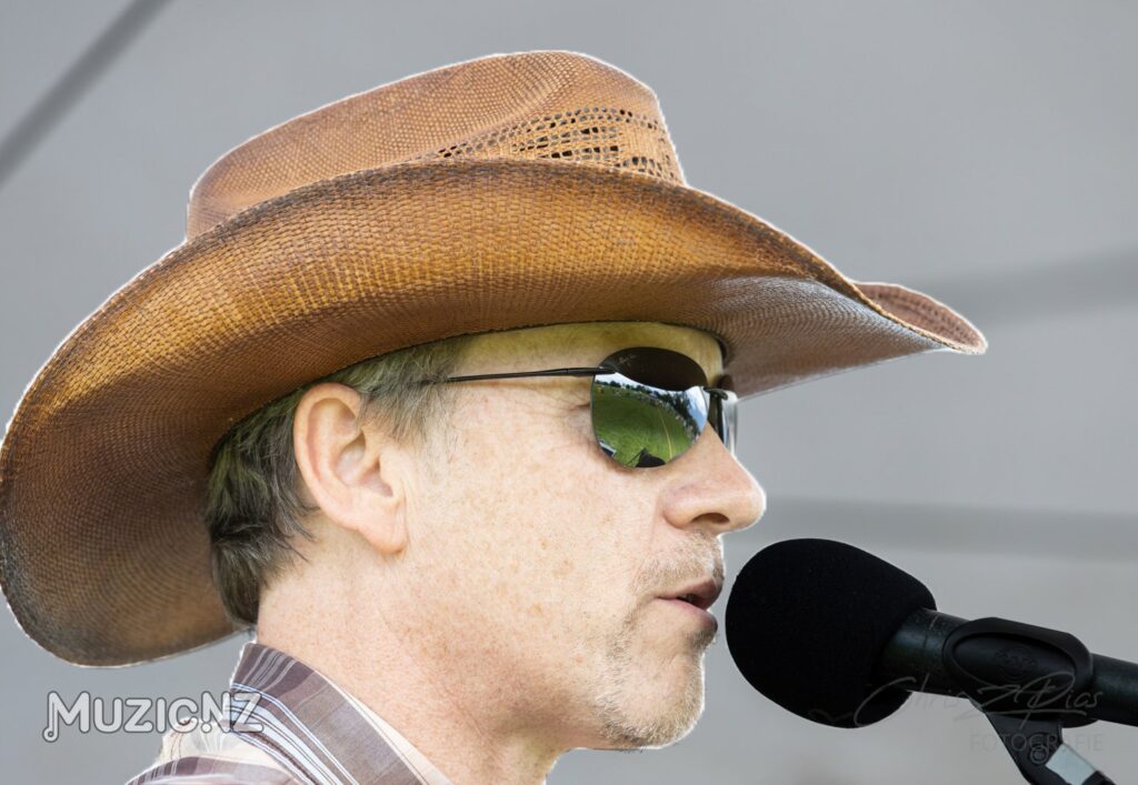 Keith Pereira And The Trail Benders @ Helensville River Reserve, Auckland 15/01/2023