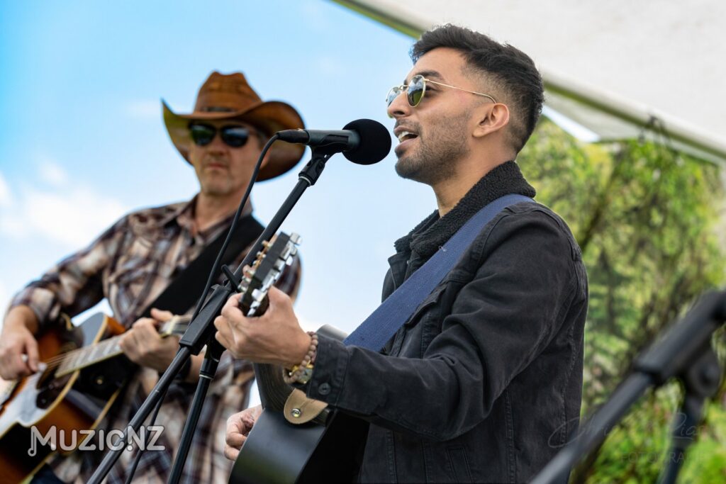 Keith Pereira And The Trail Benders @ Helensville River Reserve, Auckland 15/01/2023