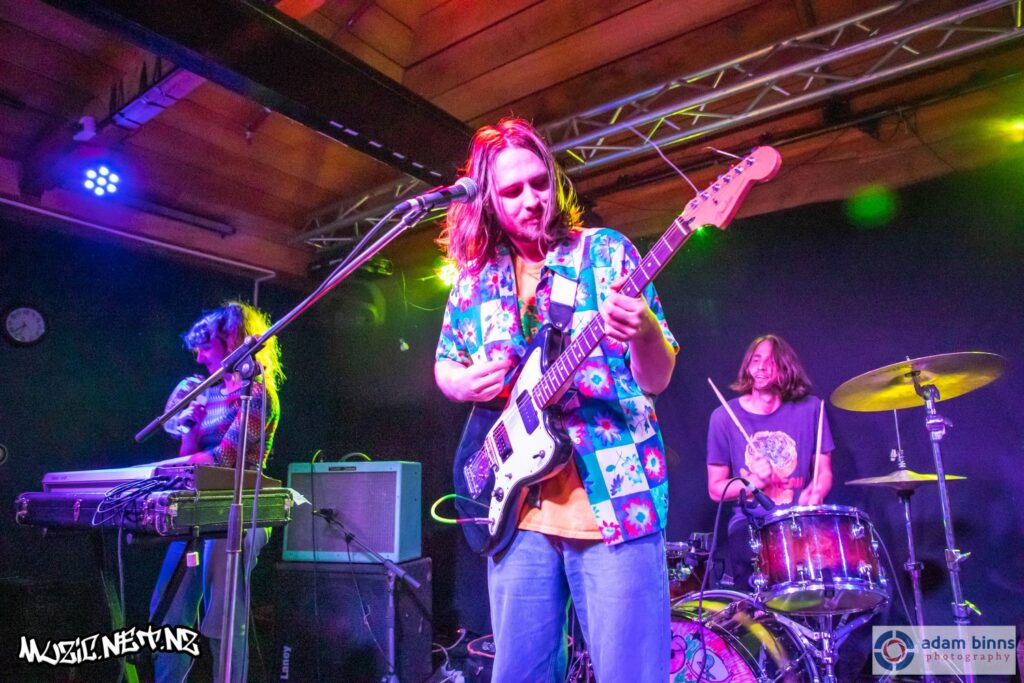 Koizilla @ Captain Cook Hotel, Dunedin 06/04/19
