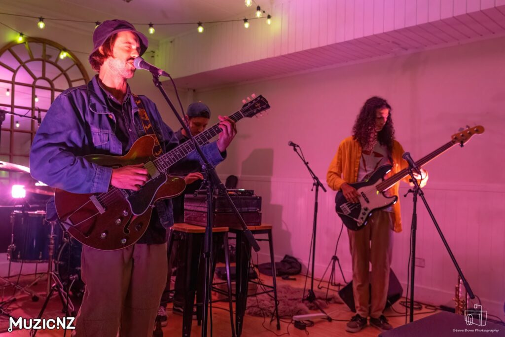 Krispy & The Pooch @ Ahipao, Waiheke 03/11/2023
