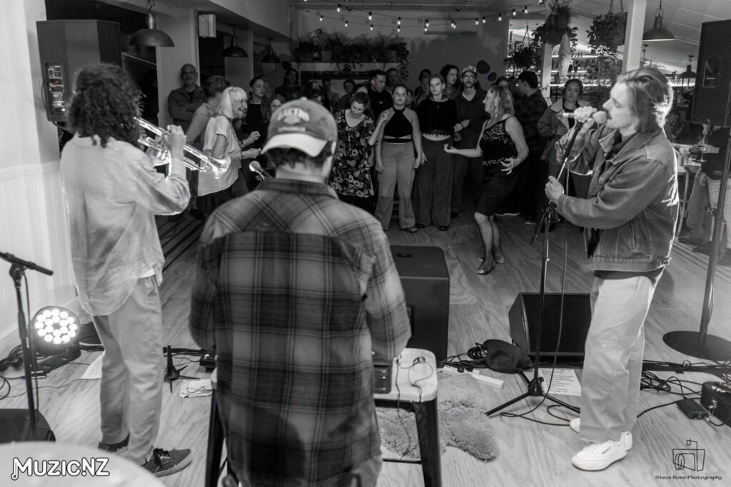 Krispy & The Pooch @ Ahipao, Waiheke 03/11/2023