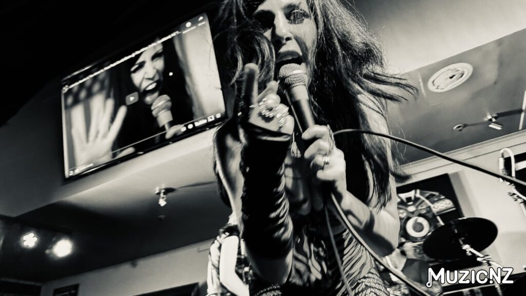 Labretta Suede And The Motel Six @ Harbour View Hotel, Raglan 03/01/2025