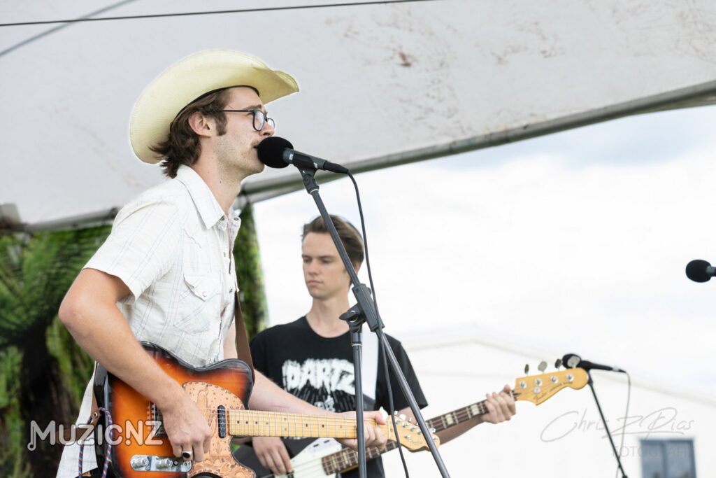 Louis Jarlov And The Lonesome @ Helensville River Reserve, Auckland 15/01/2023