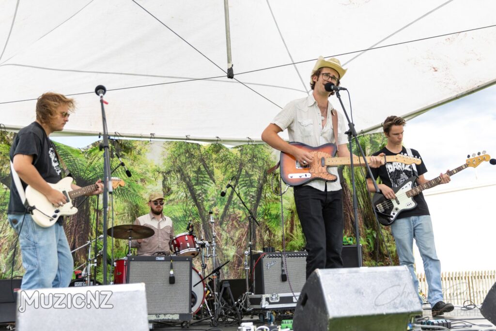 Louis Jarlov And The Lonesome @ Helensville River Reserve, Auckland 15/01/2023