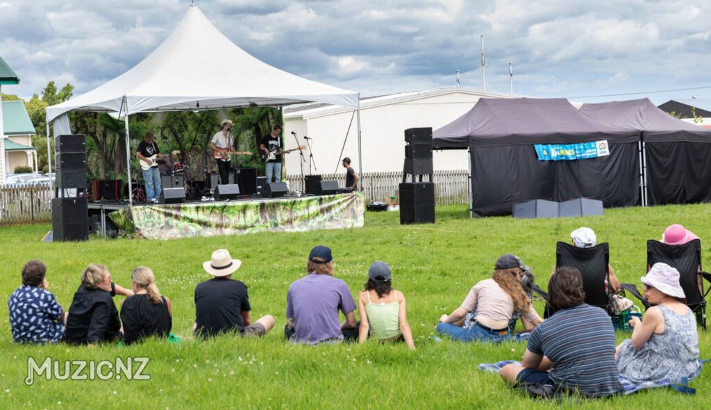 Louis Jarlov And The Lonesome @ Helensville River Reserve, Auckland 15/01/2023