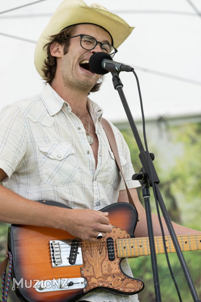 Louis Jarlov And The Lonesome @ Helensville River Reserve, Auckland 15/01/2023