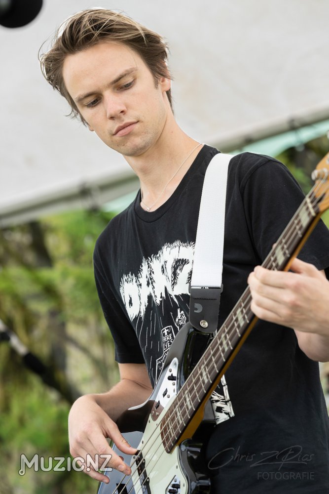 Louis Jarlov And The Lonesome @ Helensville River Reserve, Auckland 15/01/2023