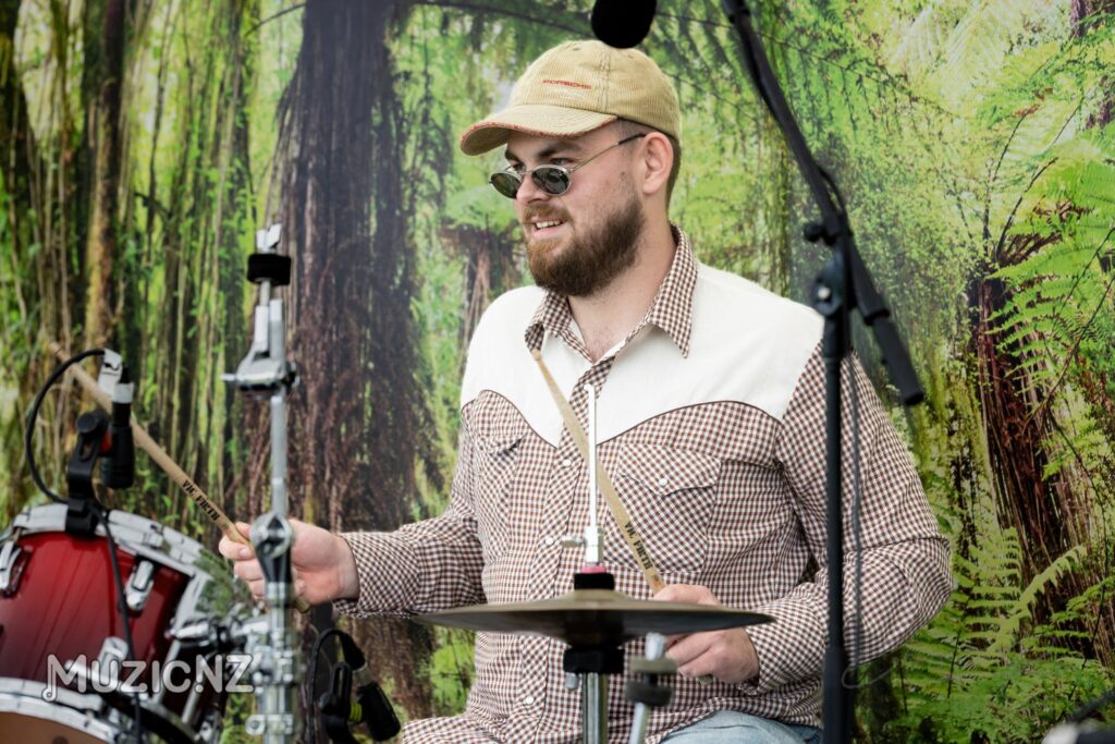 Louis Jarlov And The Lonesome @ Helensville River Reserve, Auckland 15/01/2023