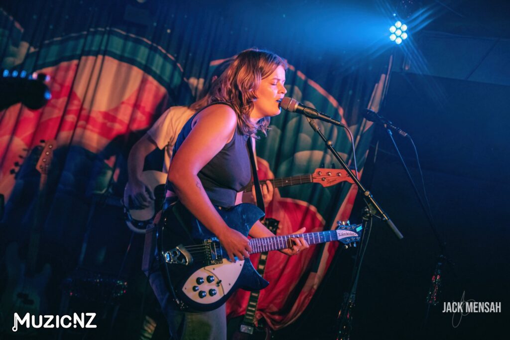 Louisa Nicklin @ Neck Of The Woods, Auckland 19/10/2023